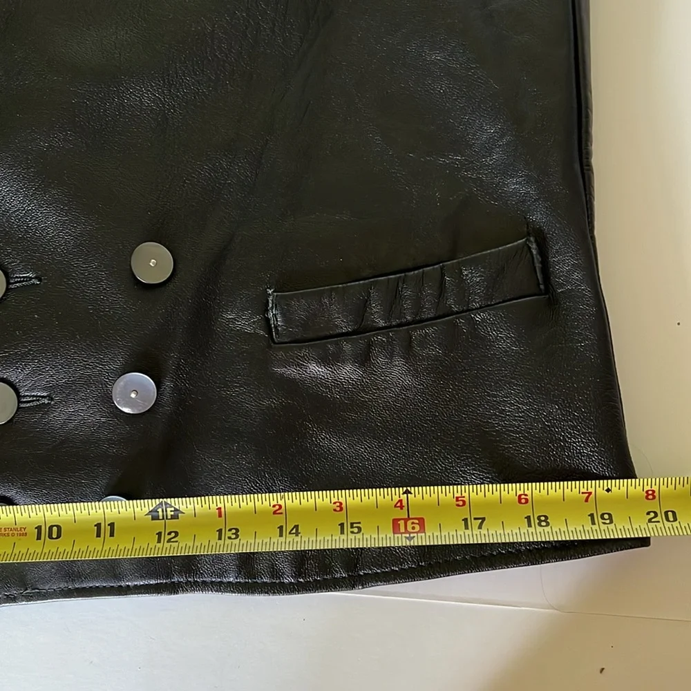 Vintage Genuine Leather Vest - Picture 11 of 15